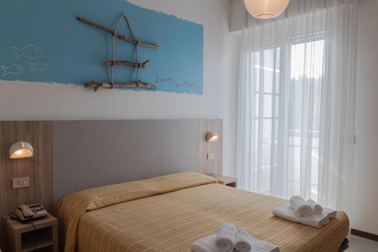 Hotel Astrid Cervia Dış mekan fotoğraf