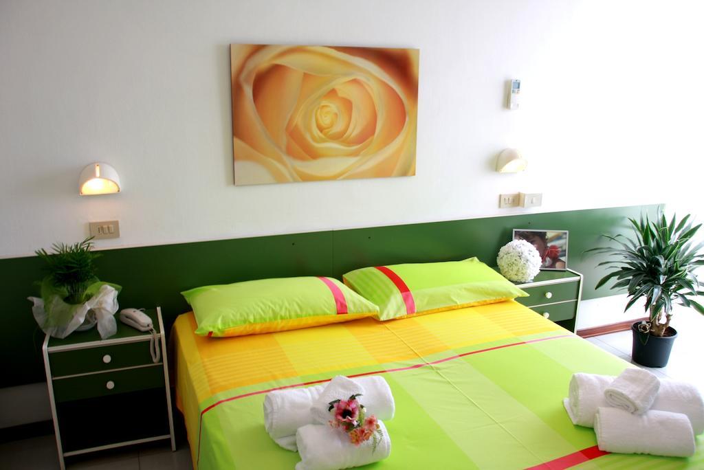 Hotel Astrid Cervia Oda fotoğraf